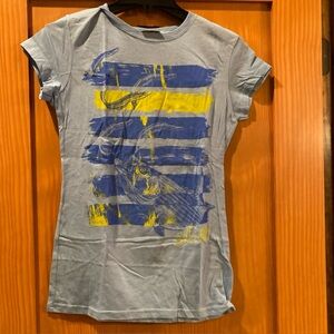 🎩Salt Life Junior/Women’s  Fitted Light Blue Fish T-Shirt NWT Size M